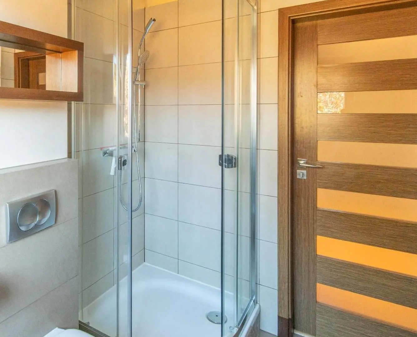 Apartament Werona Selfcheckin Ac Wroclaw 0*,  Poland
